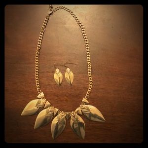 Aztec style necklace with matching earrings